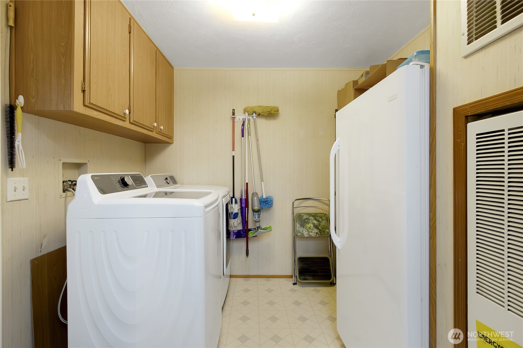 900 29th Street SE Unit: E-1
