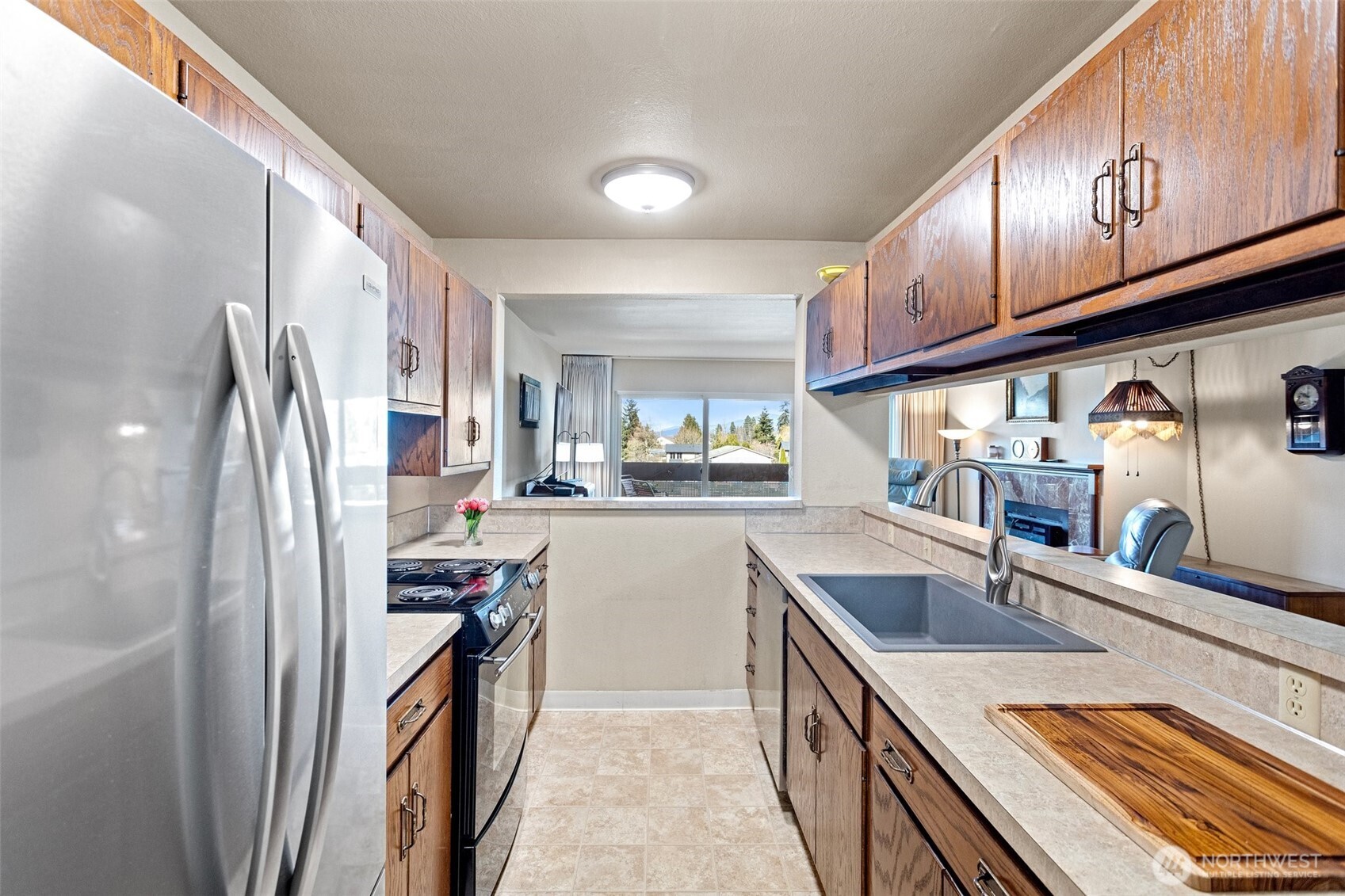 2021 N LaVenture Road Unit: 303