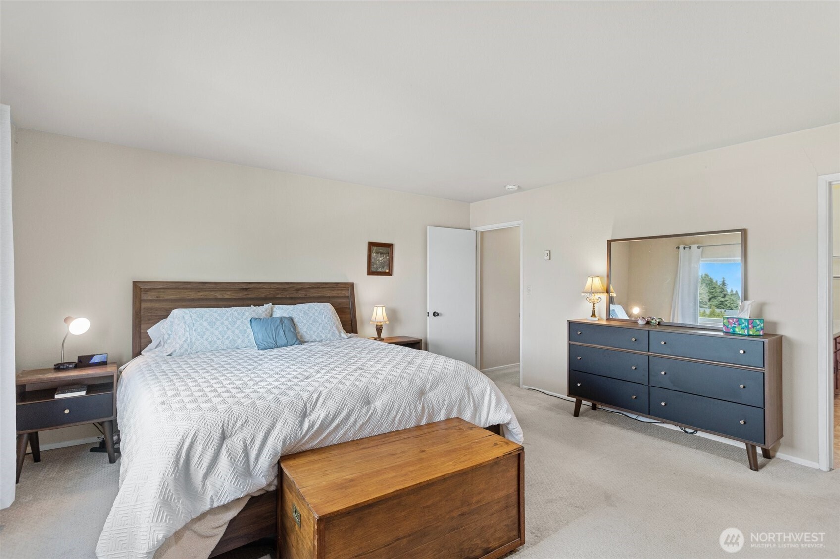 2021 N LaVenture Road Unit: 303