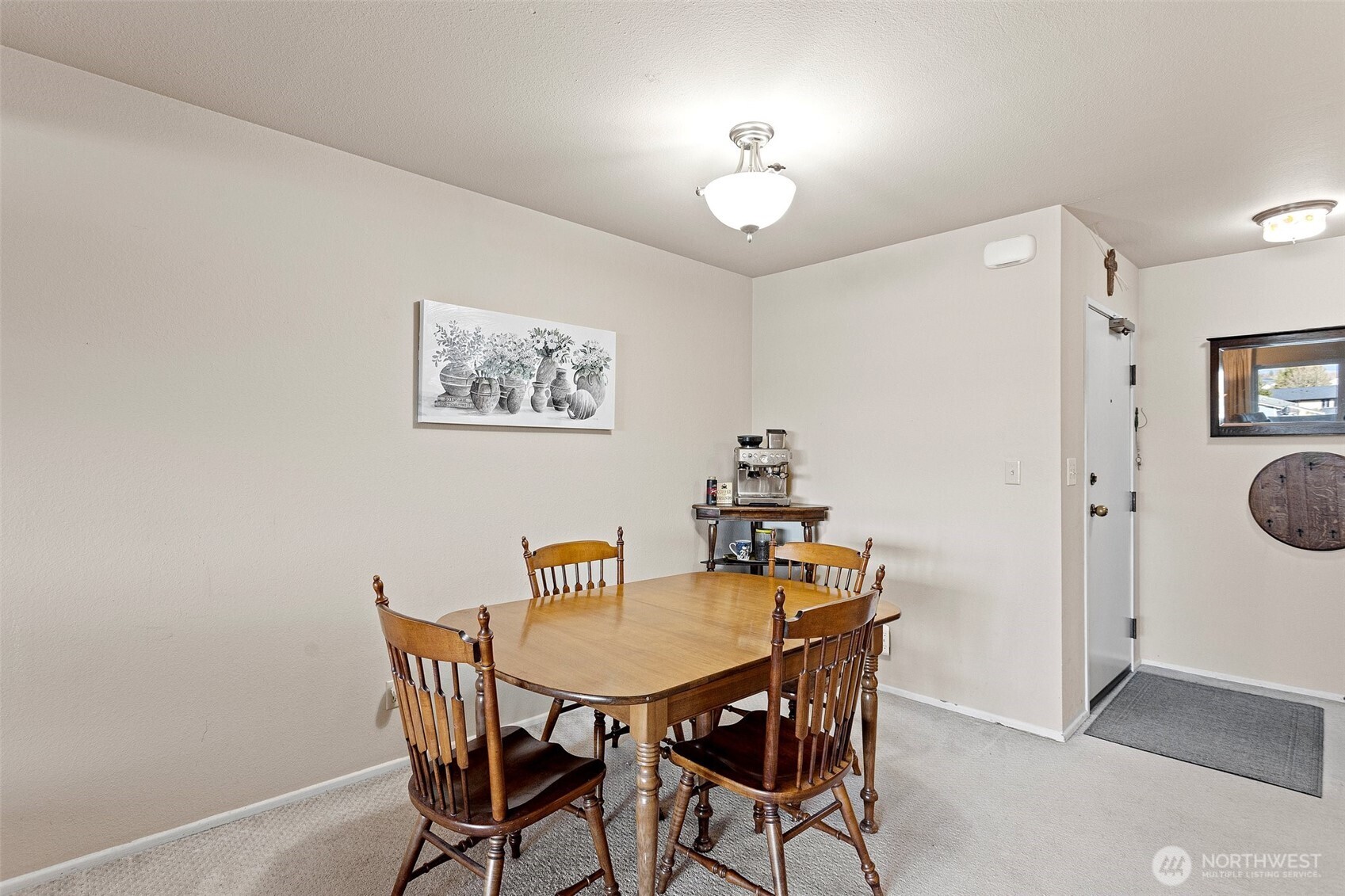 2021 N LaVenture Road Unit: 303