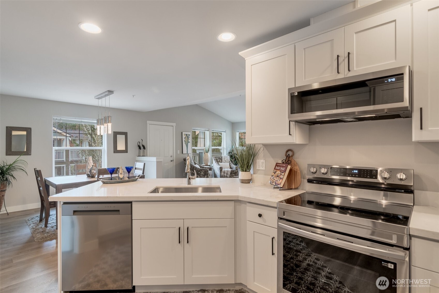 10523 221st Lane NE Unit: 204