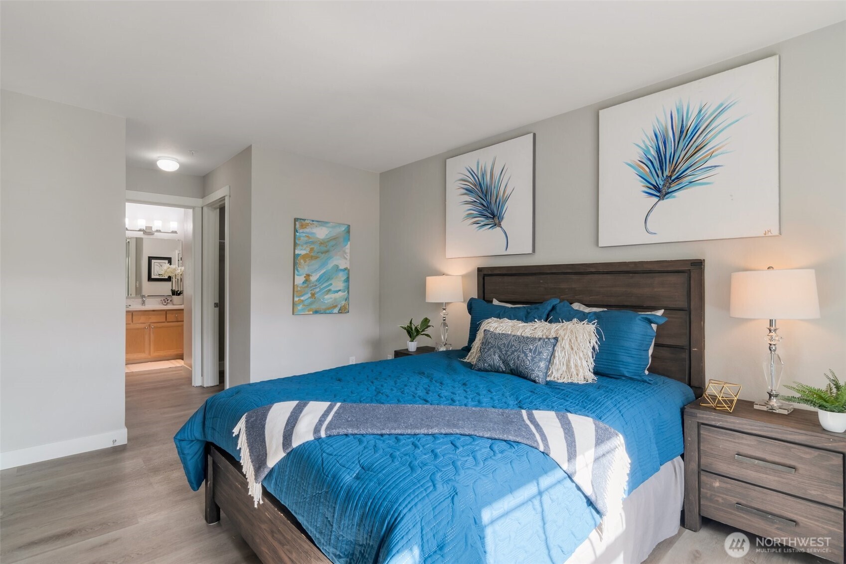 10523 221st Lane NE Unit: 204
