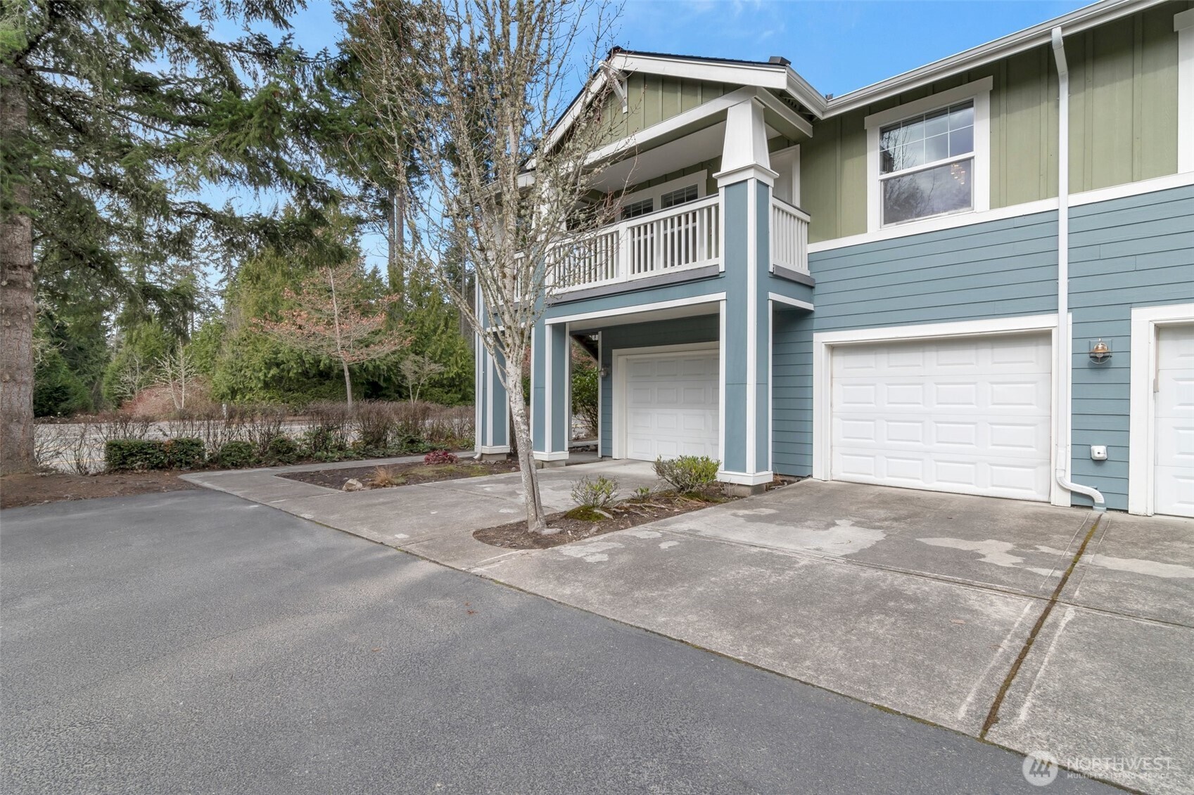 10523 221st Lane NE Unit: 204