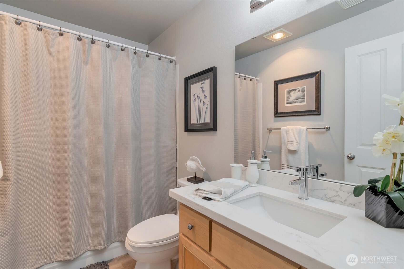 10523 221st Lane NE Unit: 204