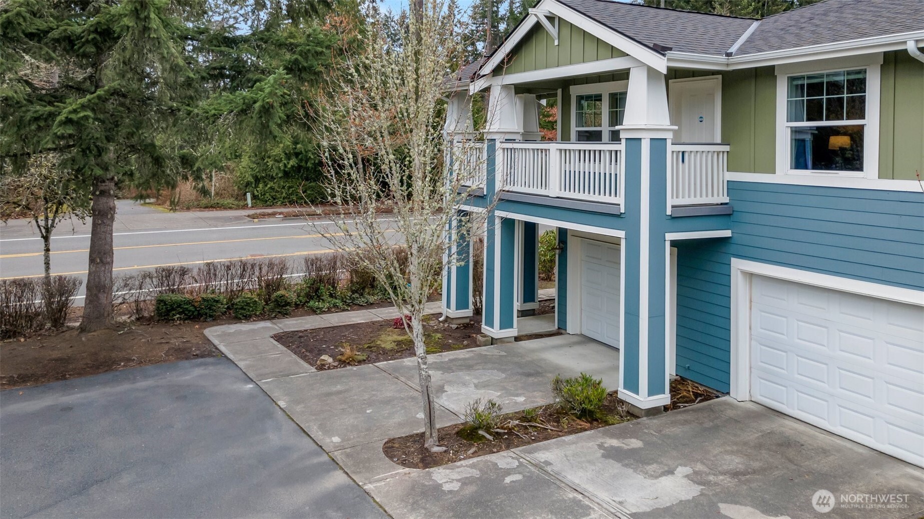10523 221st Lane NE Unit: 204