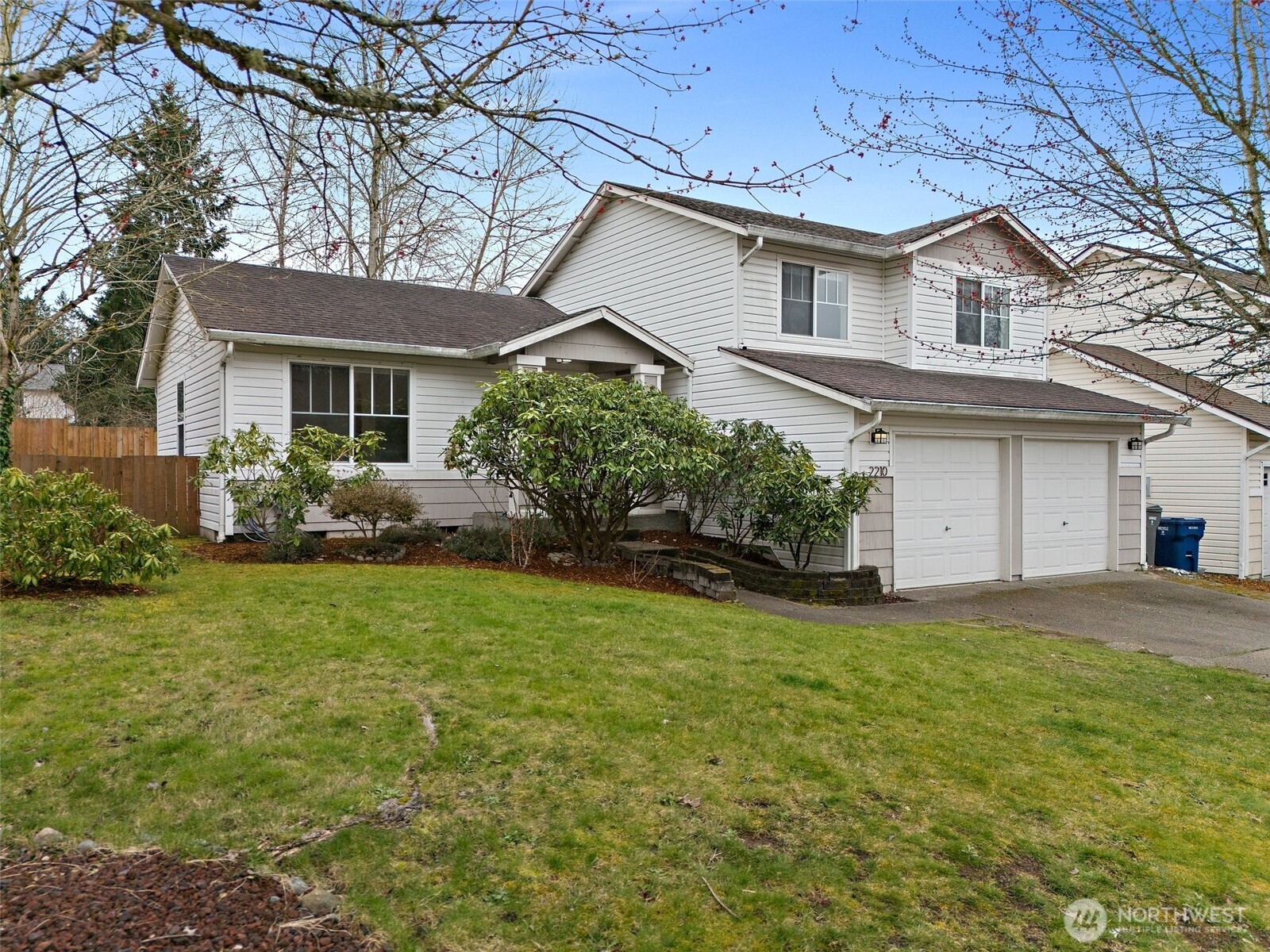 2210 SE 27th