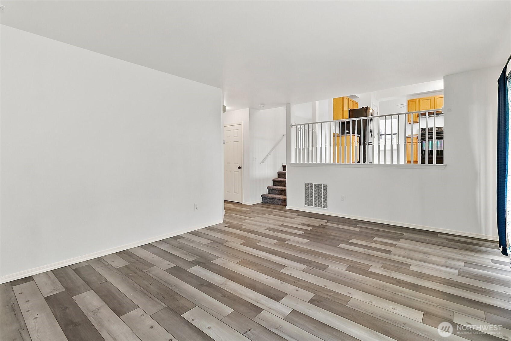 2210 SE 27th