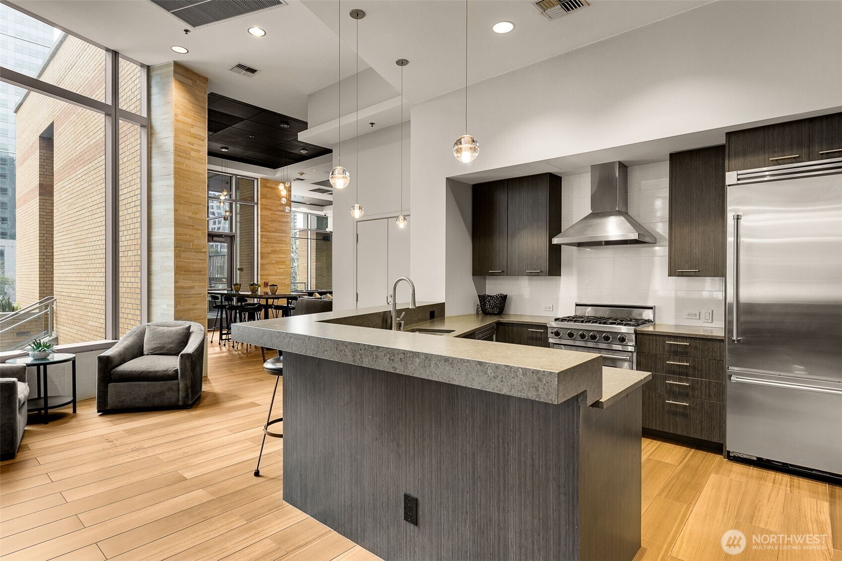 10650 NE 9th Place Unit: 1127