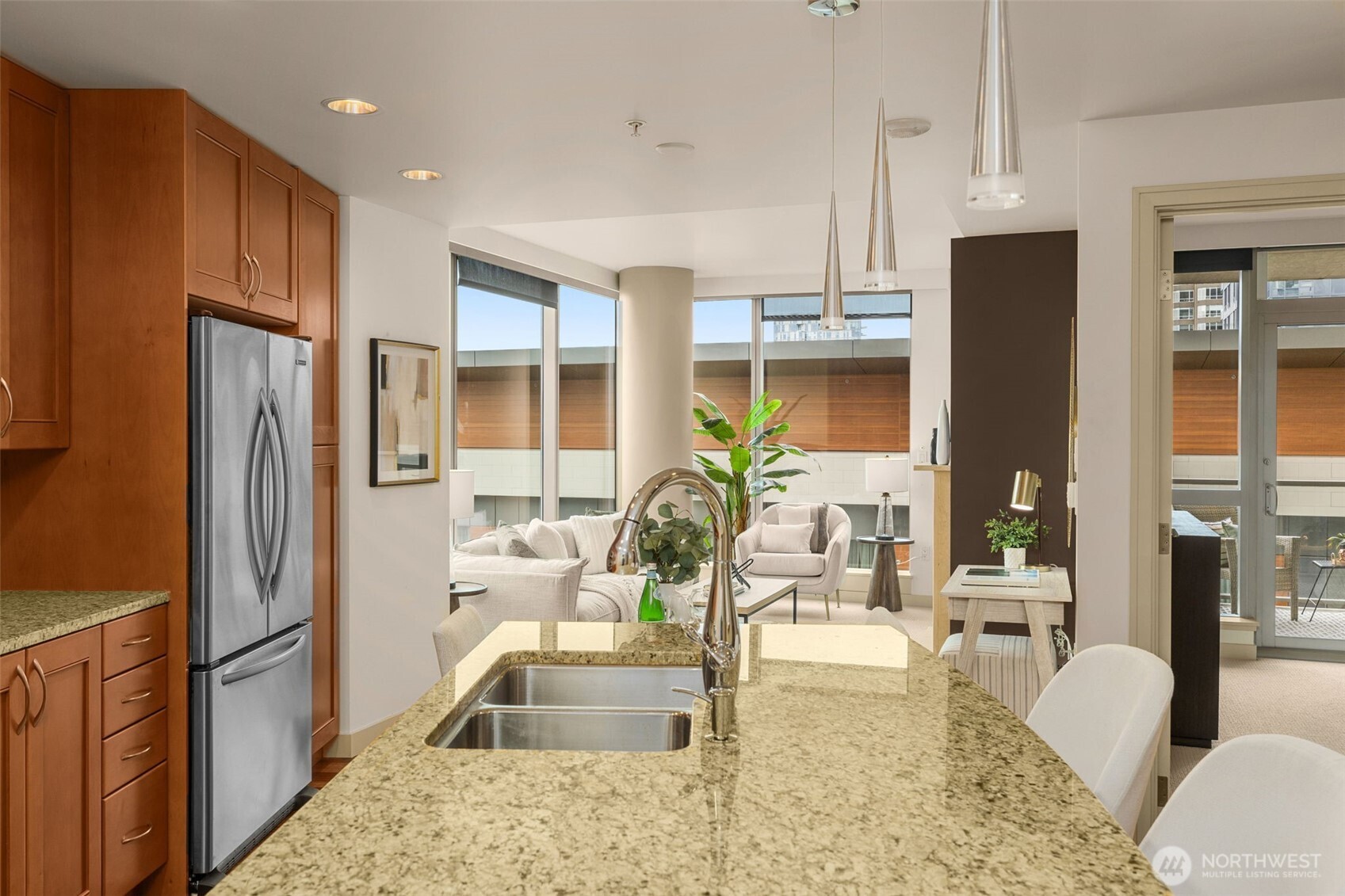 10650 NE 9th Place Unit: 1127