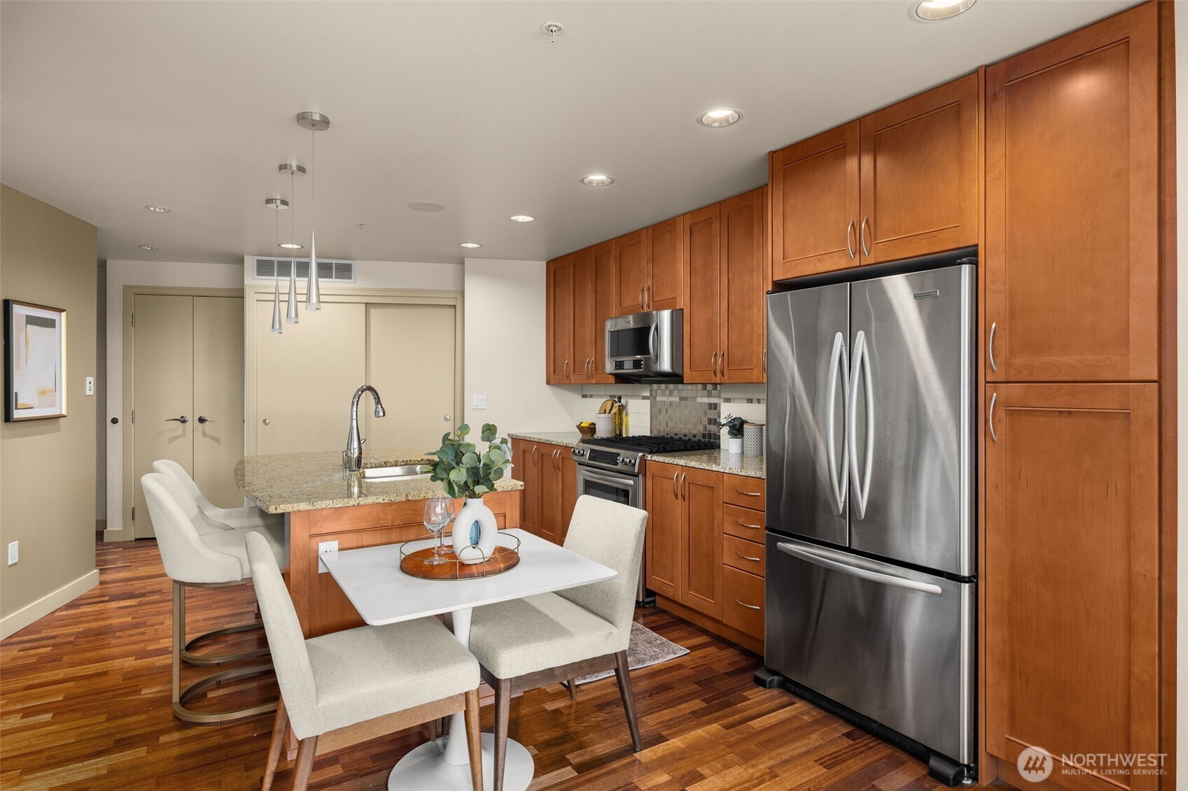 10650 NE 9th Place Unit: 1127