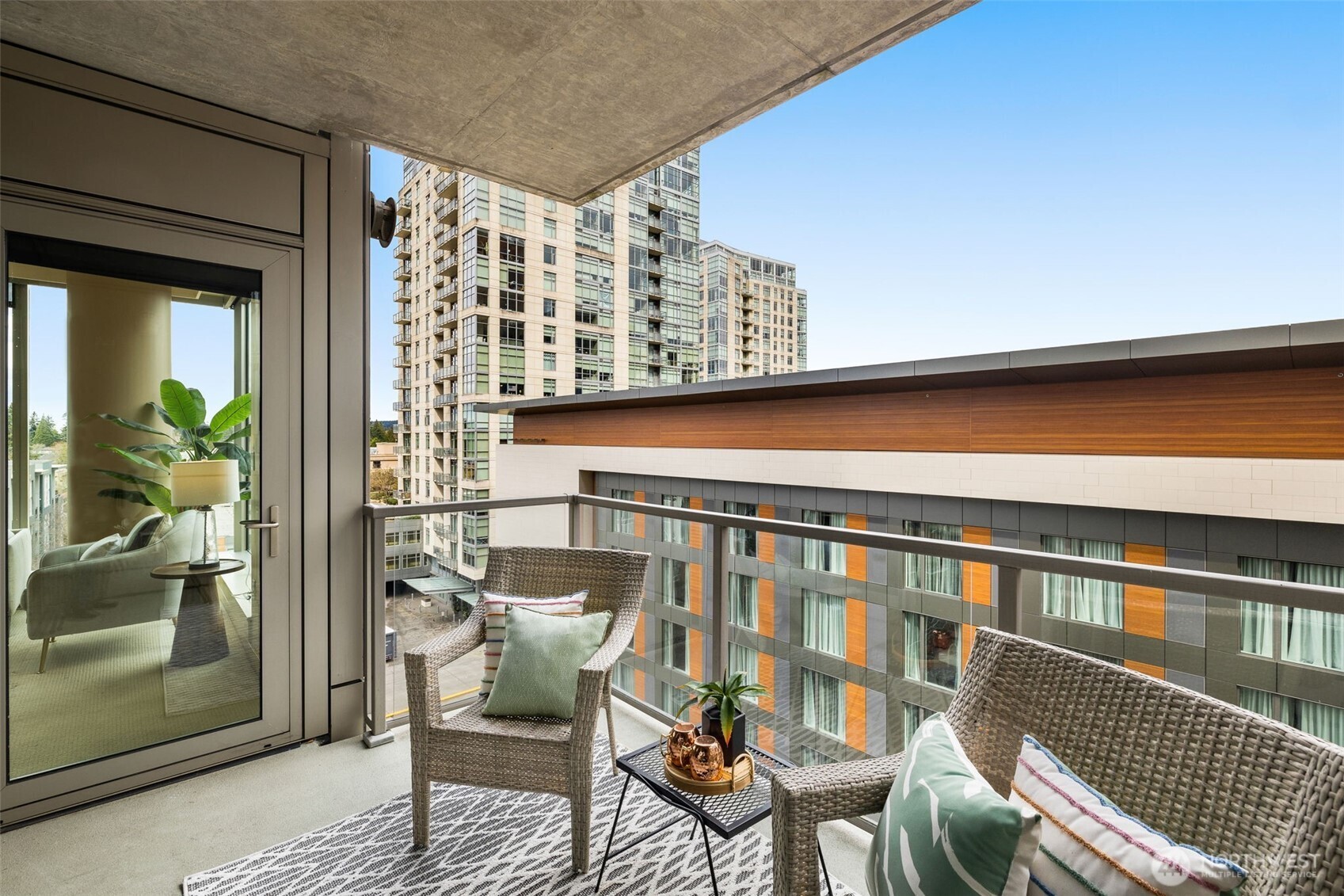 10650 NE 9th Place Unit: 1127