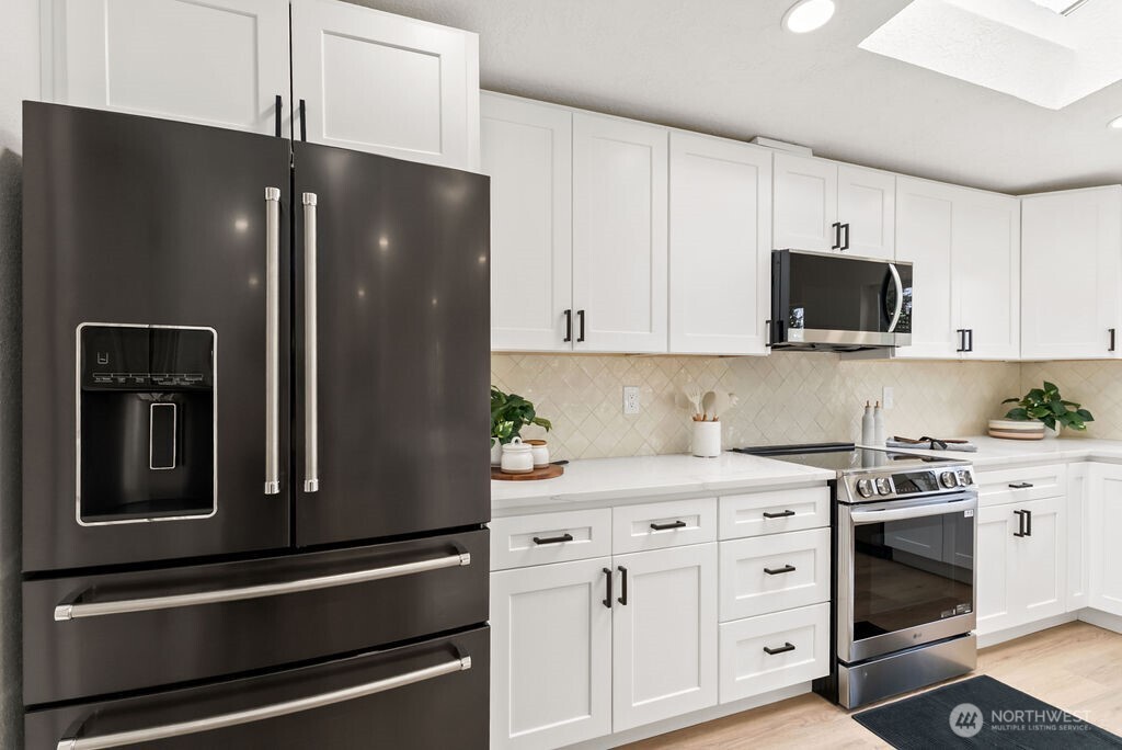 2500 370th Street Unit: 183