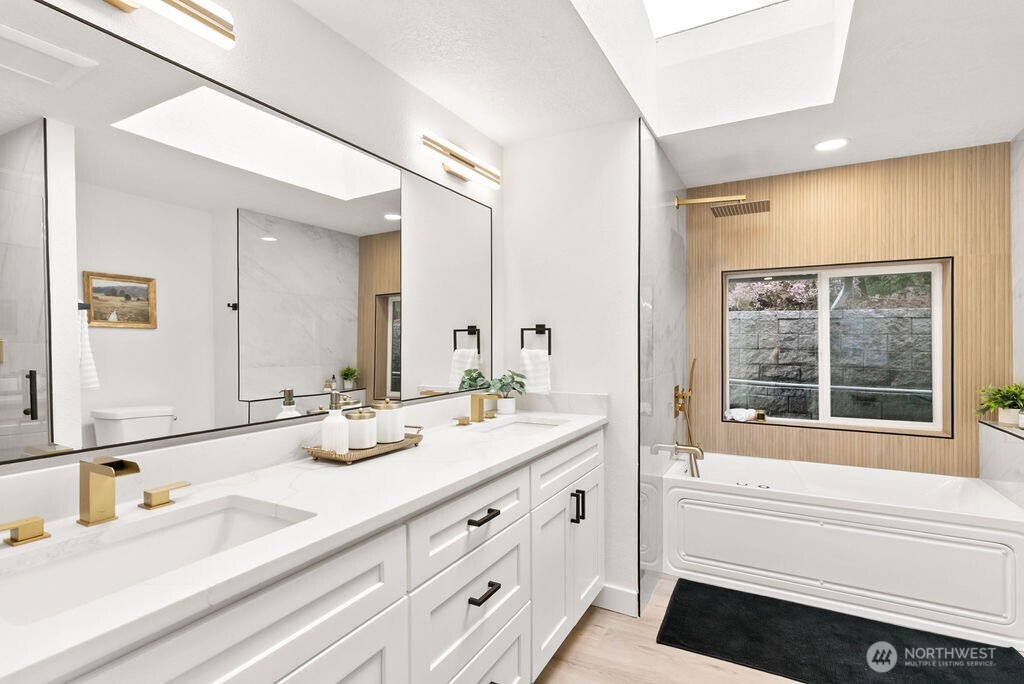 2500 370th Street Unit: 183