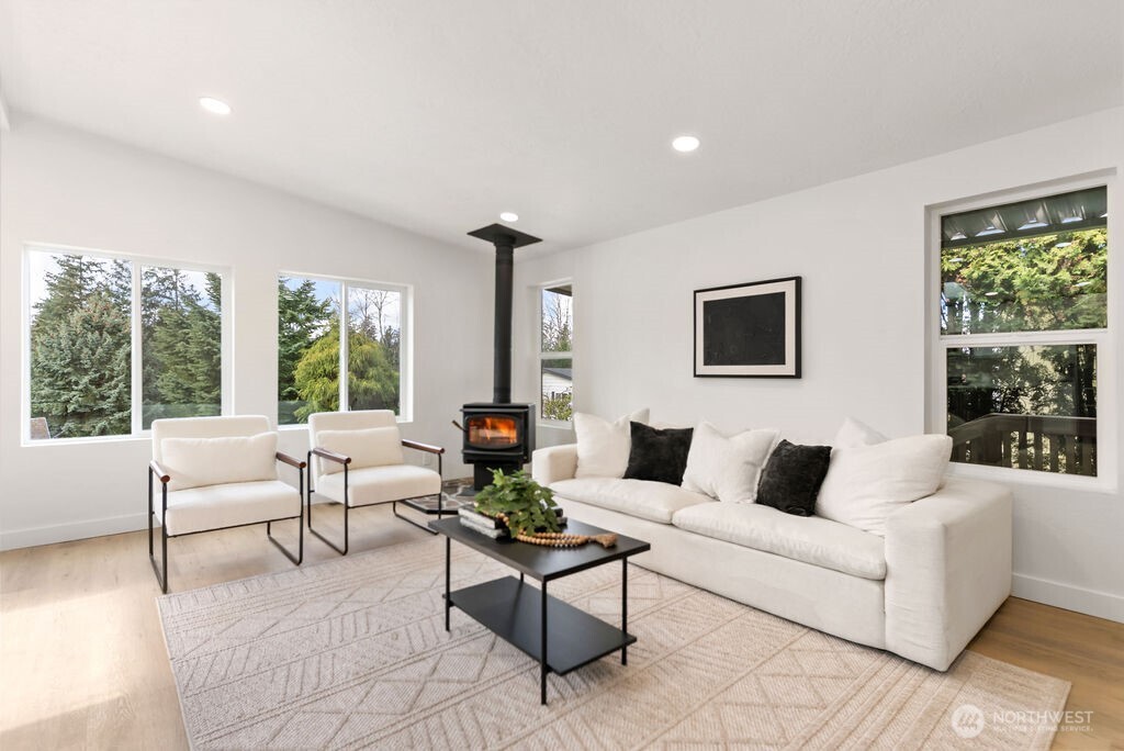 2500 370th Street Unit: 183