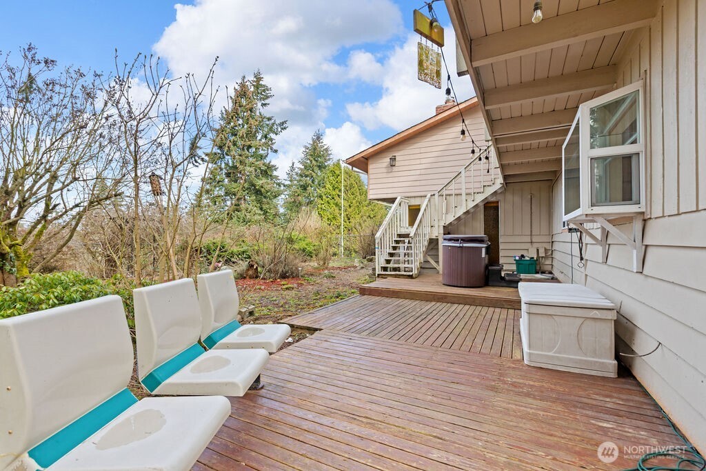 833 S Dash Point Road