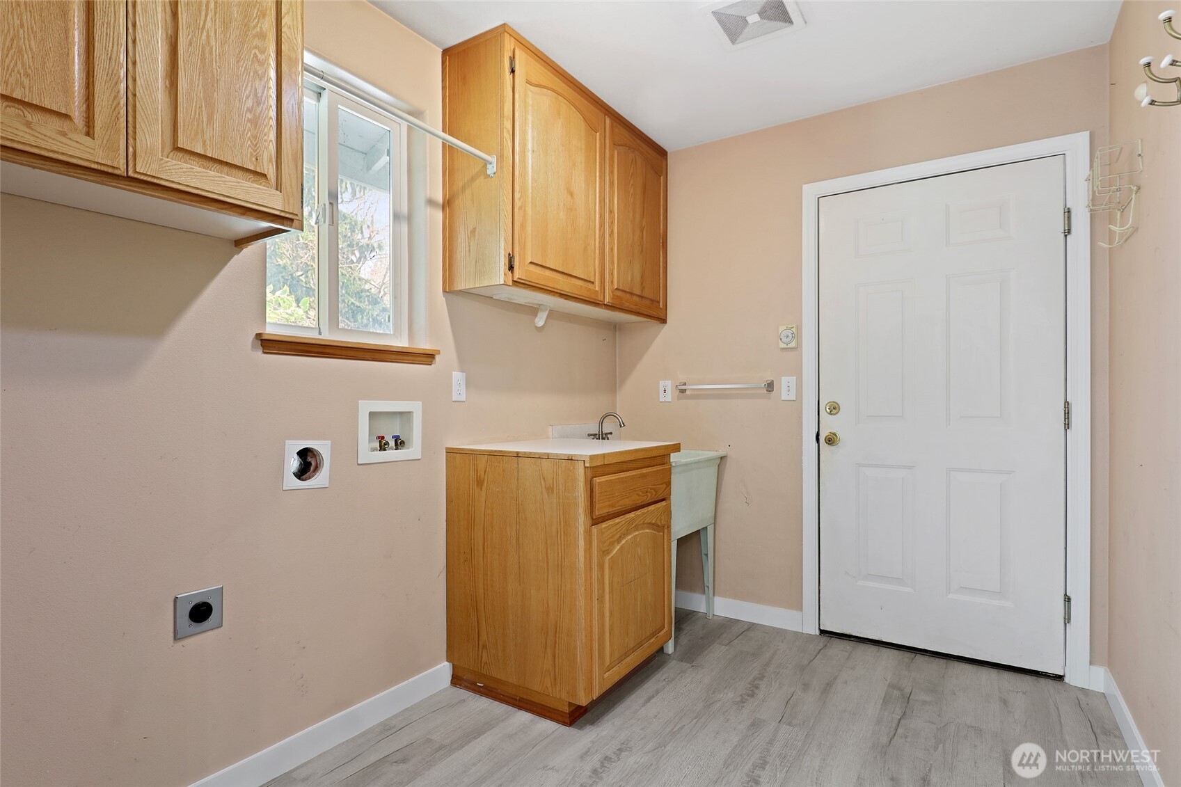 1023 Chardonnay Place