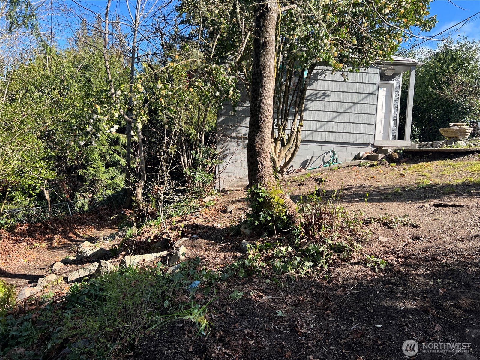 120 Tracy Avenue N