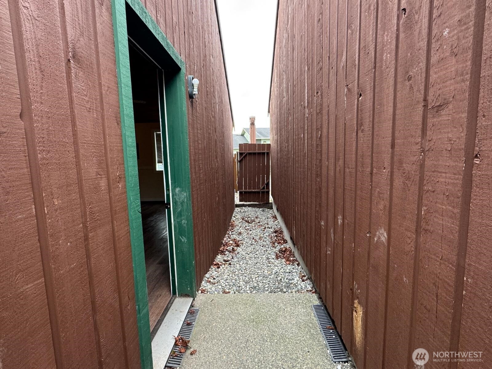 475 SE Barrington Drive Unit: D