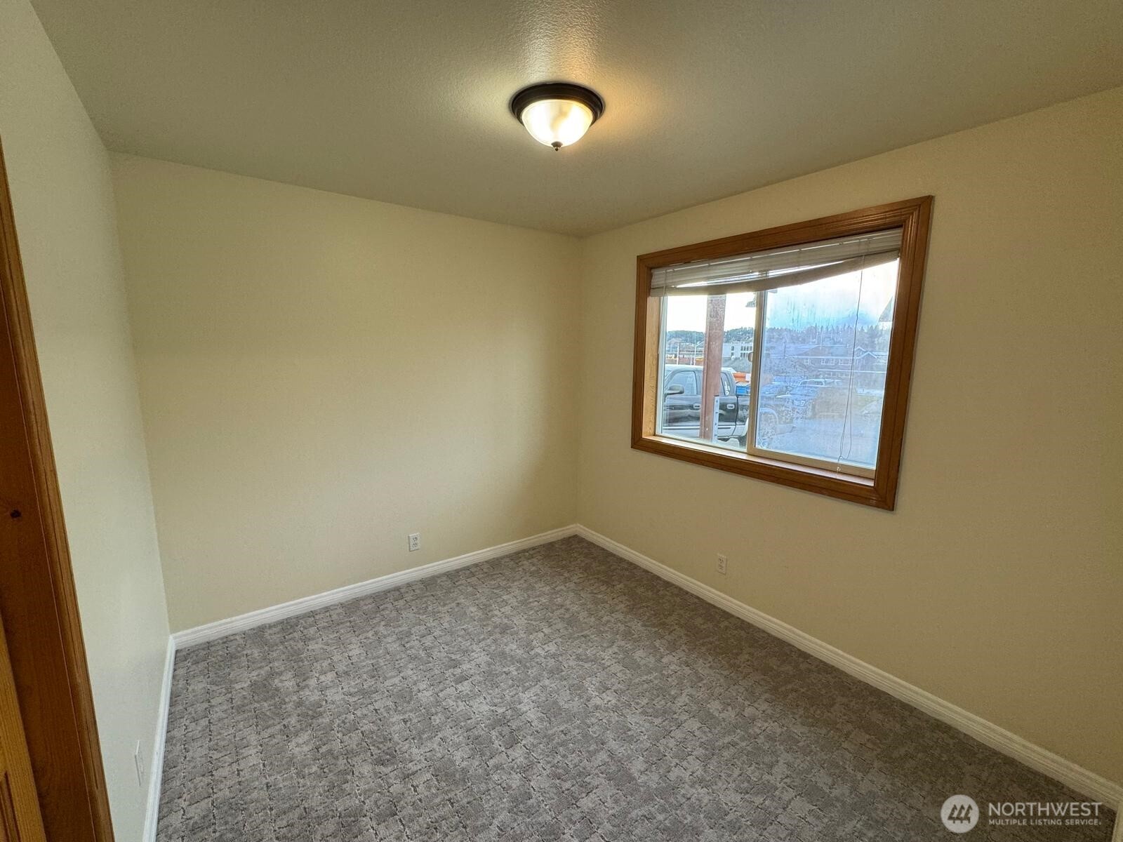 475 SE Barrington Drive Unit: D