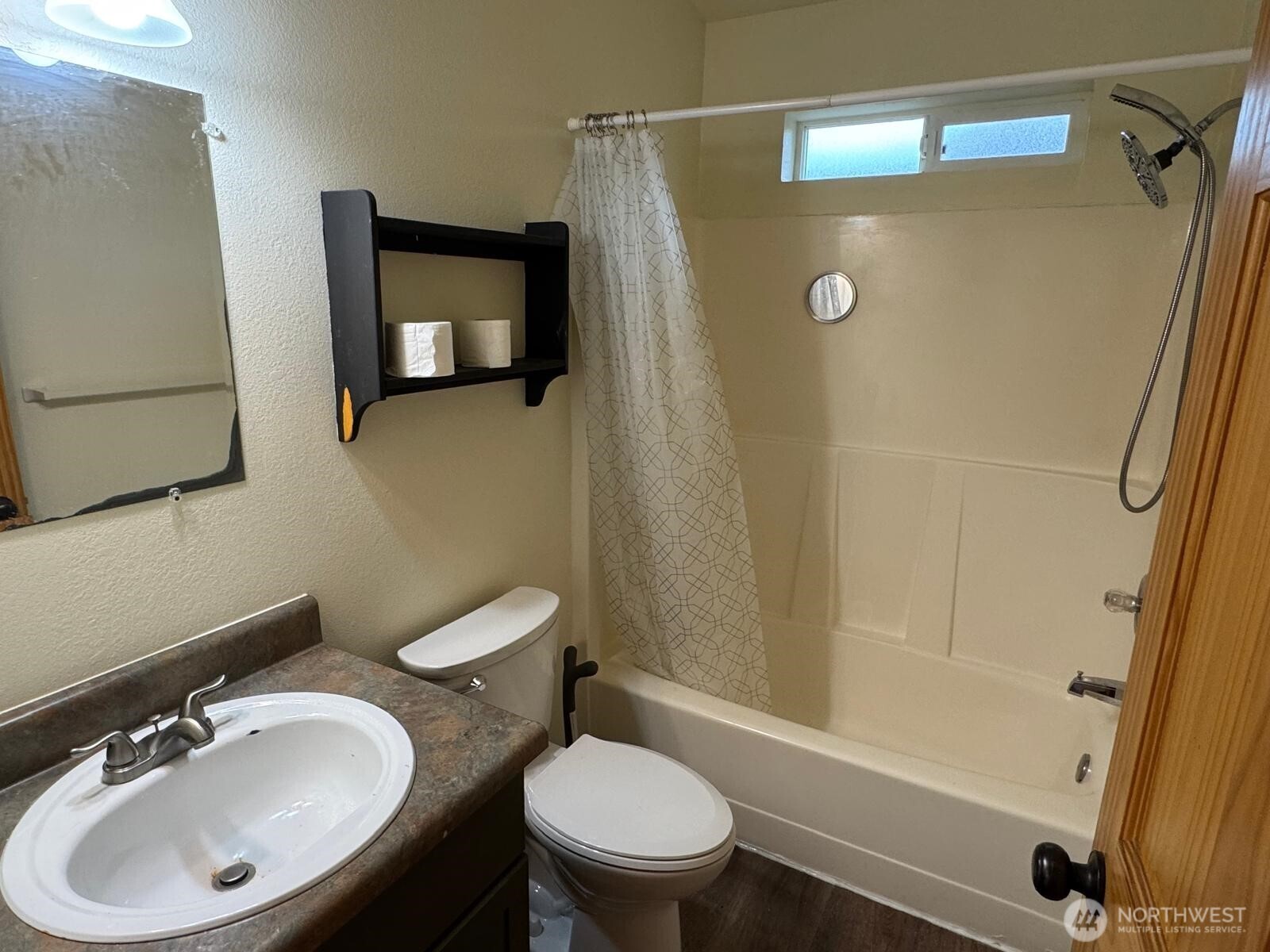 475 SE Barrington Drive Unit: D