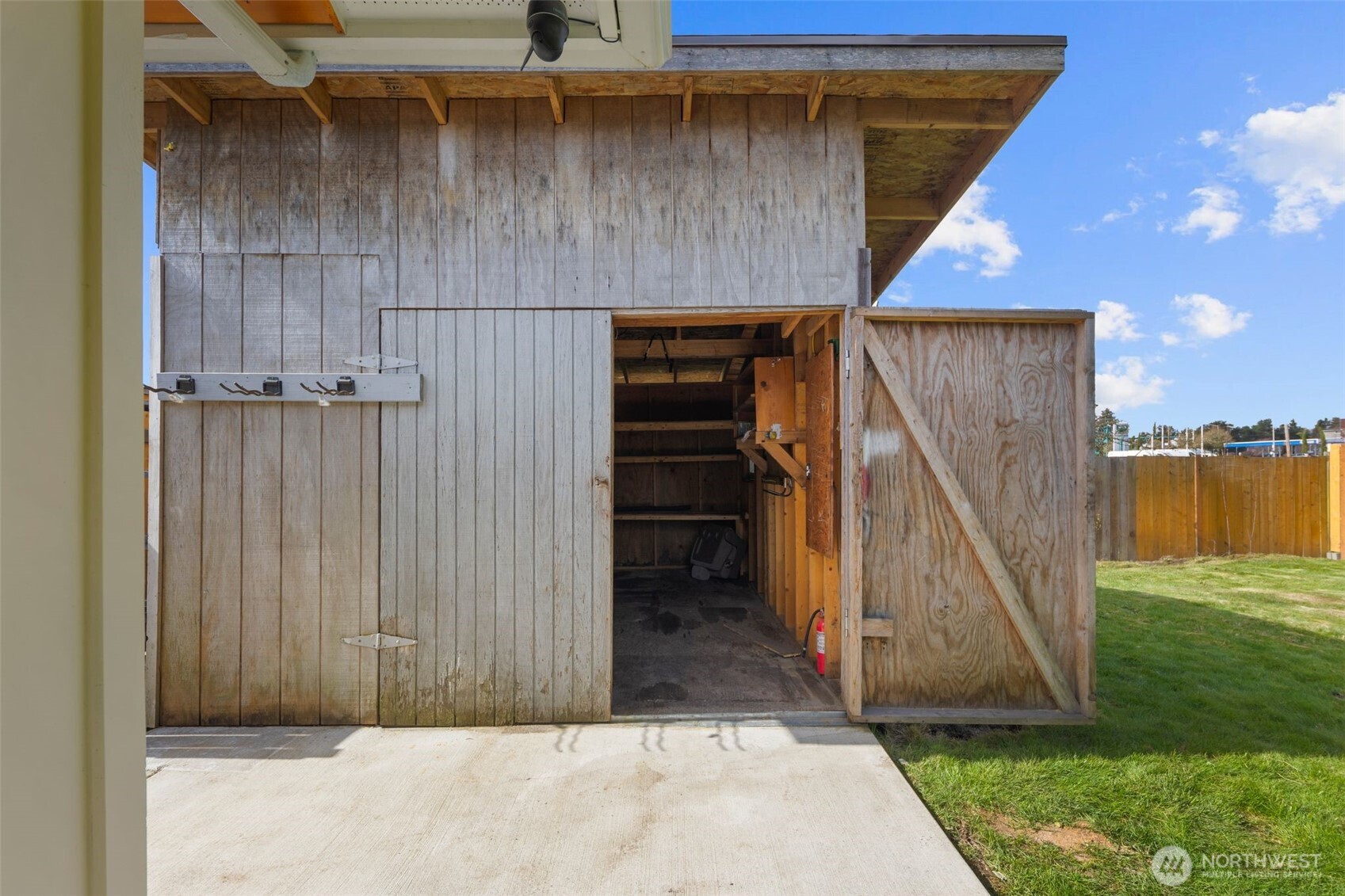 701 105th SW