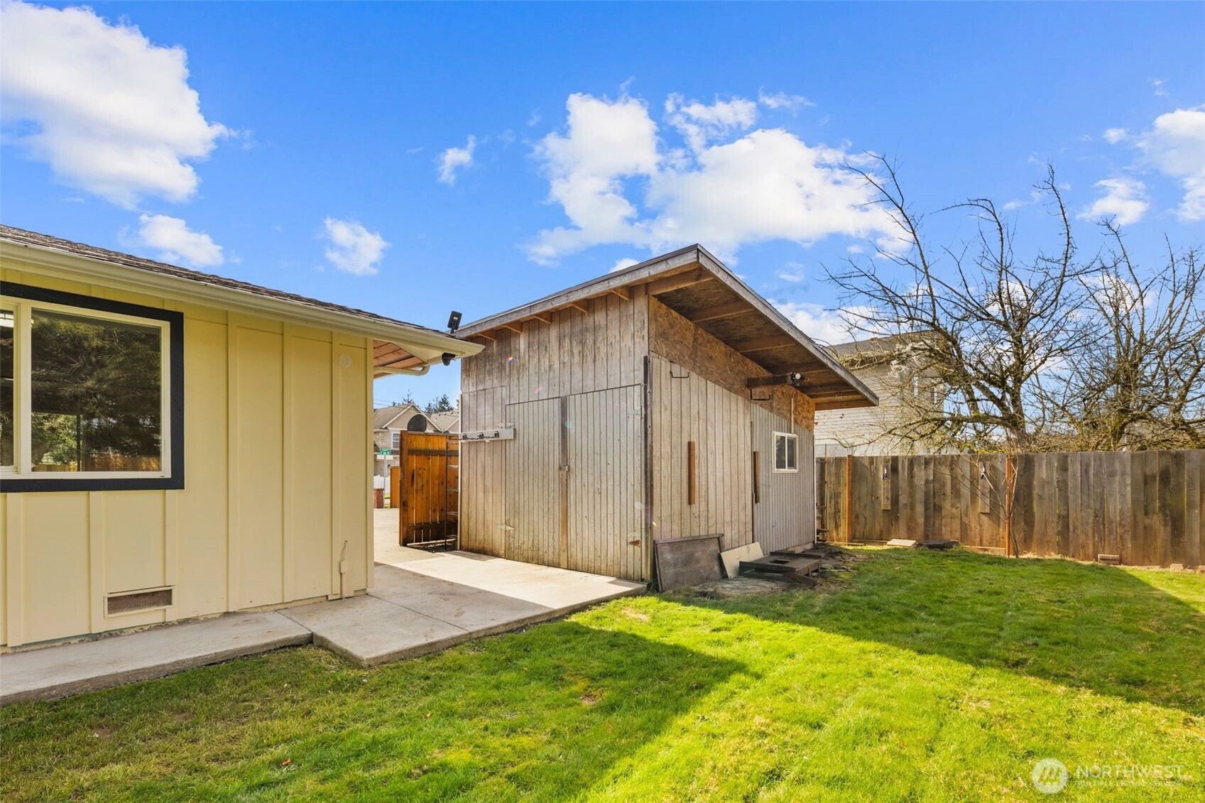 701 105th SW