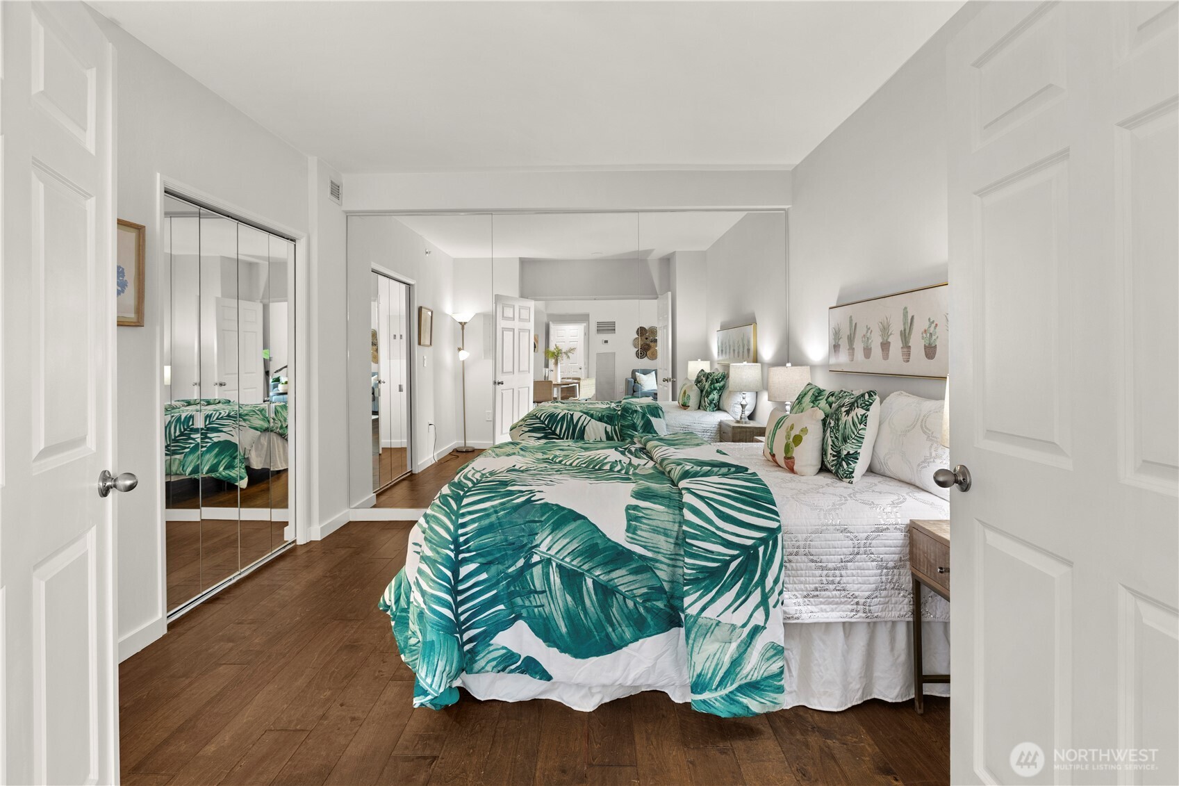 177 107th Avenue NE Unit: 810