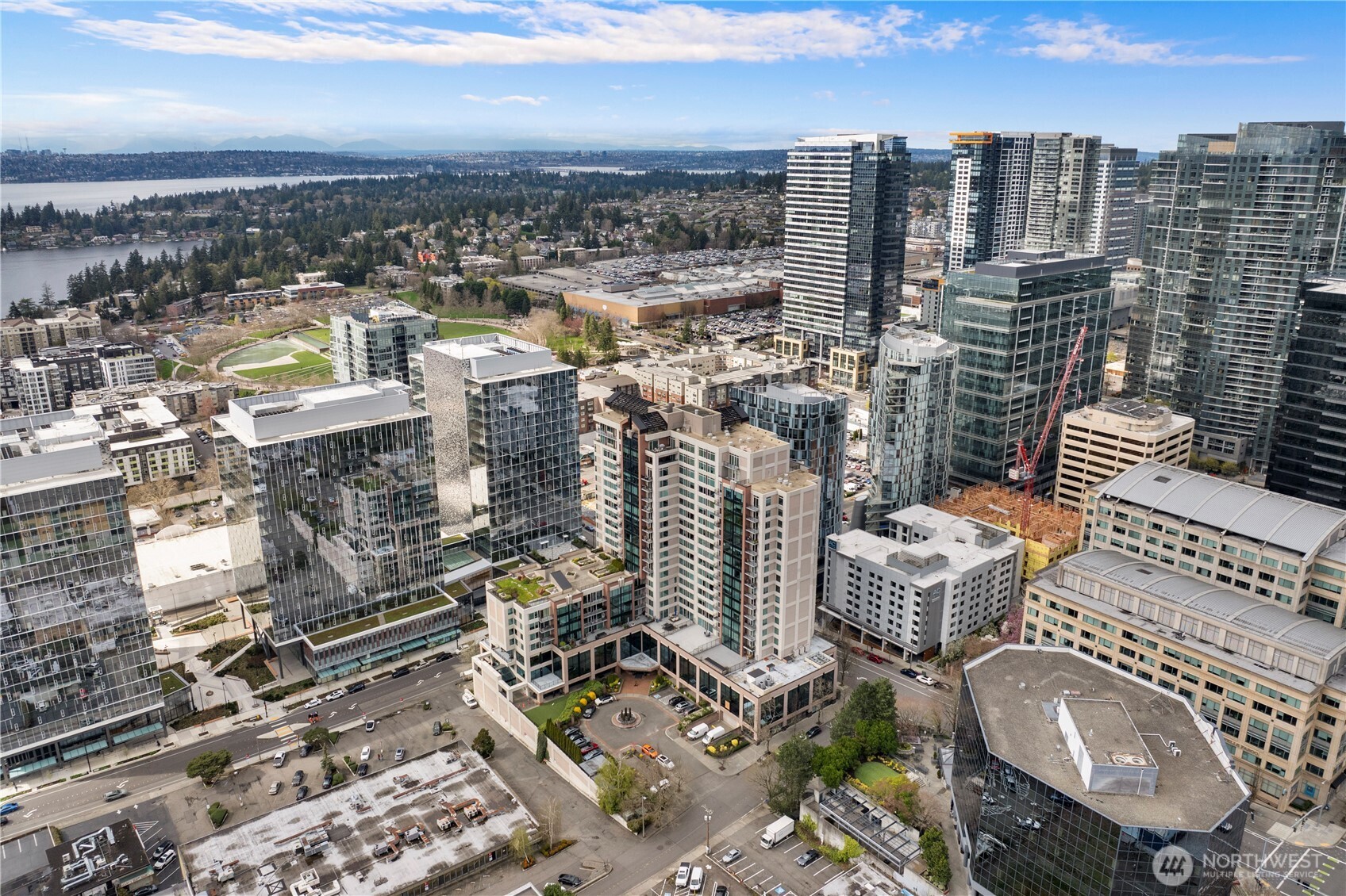 177 107th Avenue NE Unit: 810