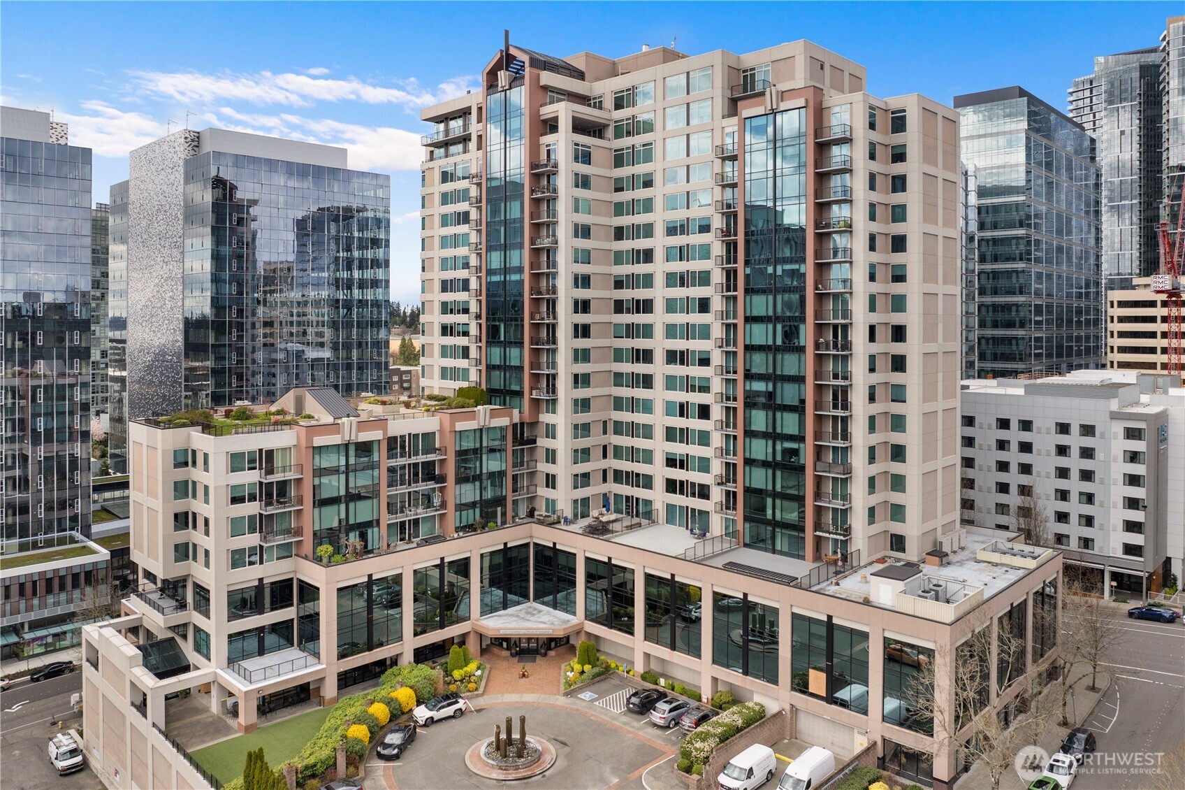 177 107th Avenue NE Unit: 810