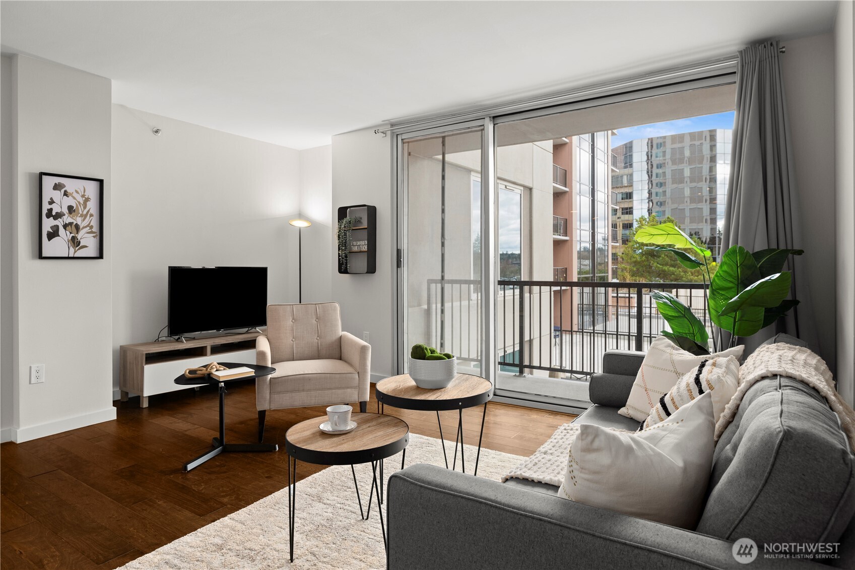 177 107th Avenue NE Unit: 810