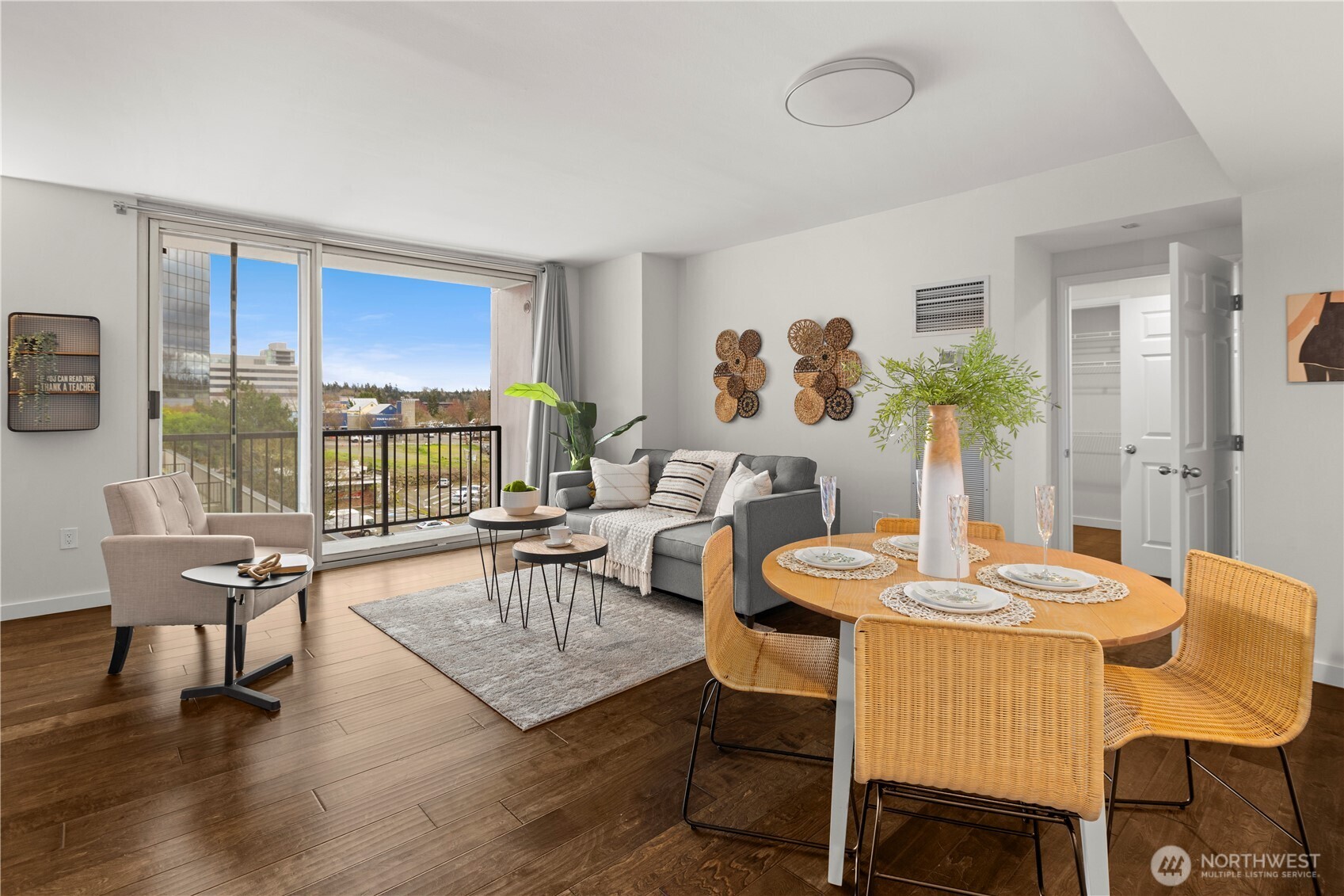 177 107th Avenue NE Unit: 810