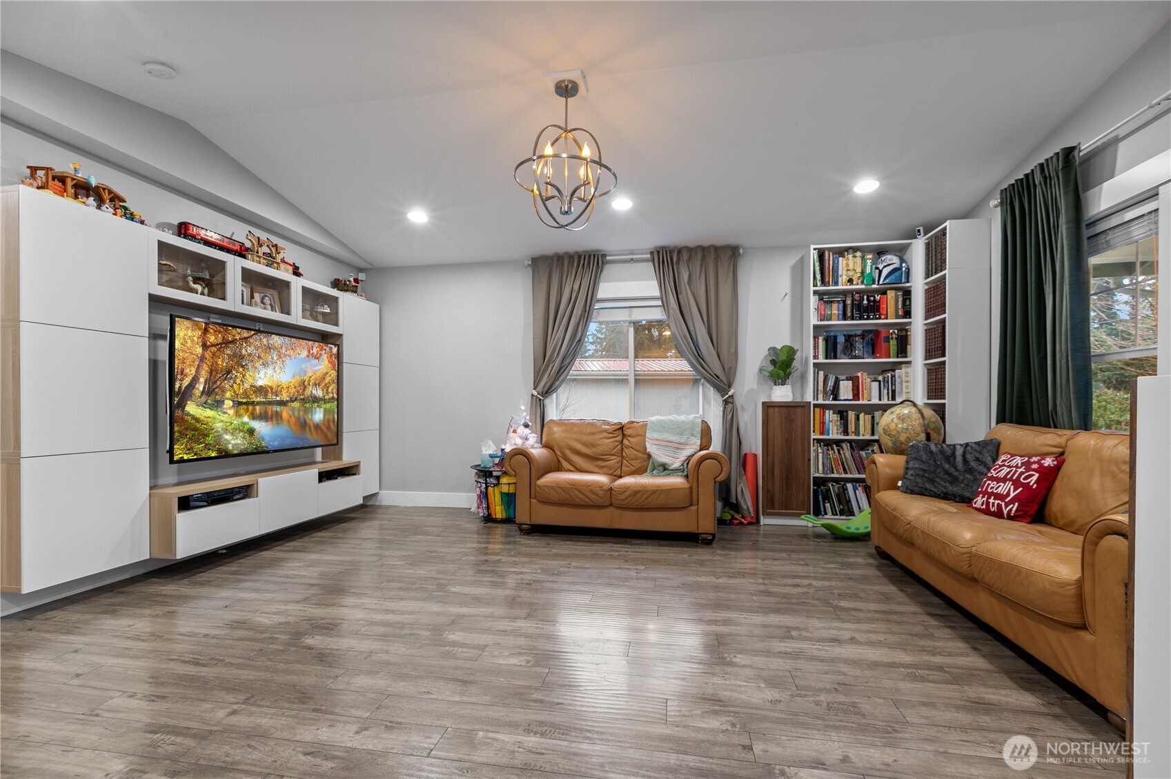 8513 Golden Valley Drive