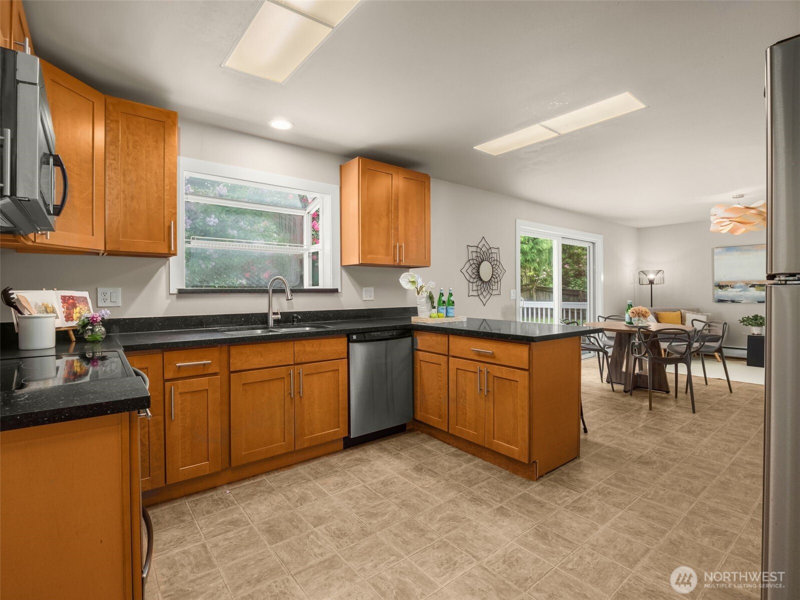 4225 NE 88th Street