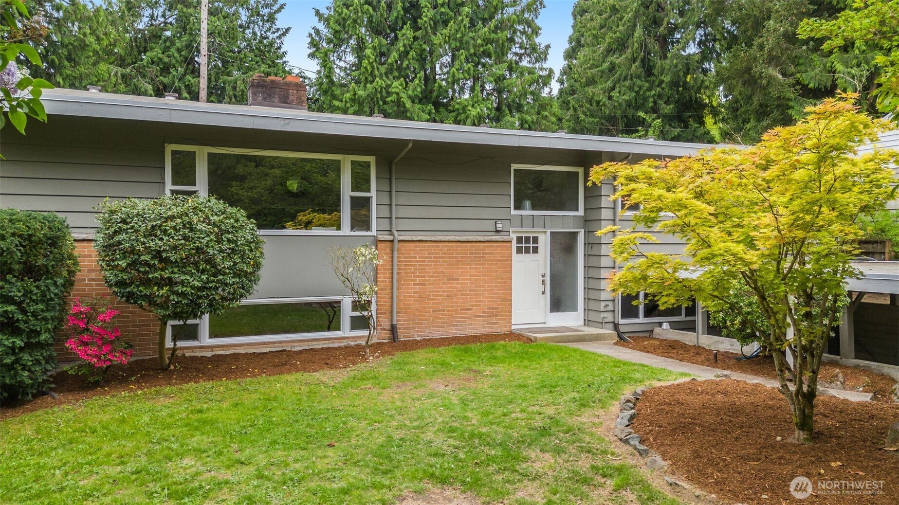 4225 NE 88th Street