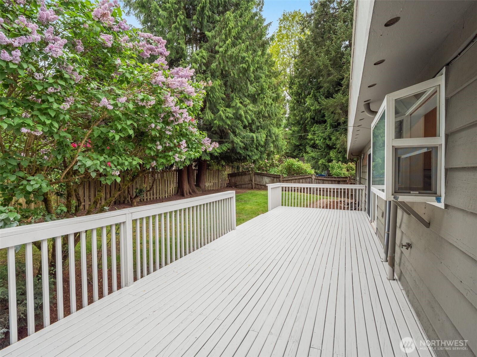 4225 NE 88th Street