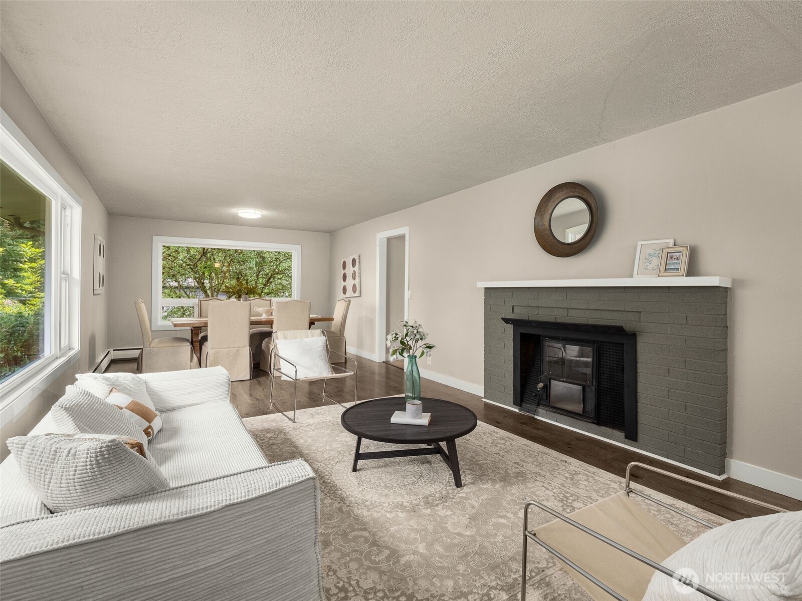 4225 NE 88th Street