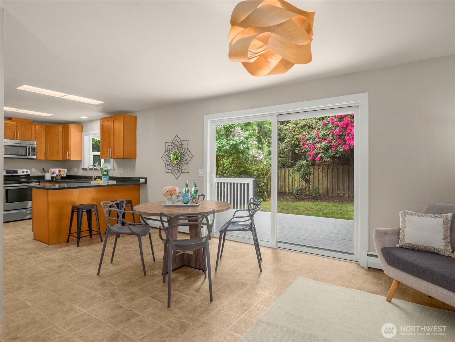 4225 NE 88th Street