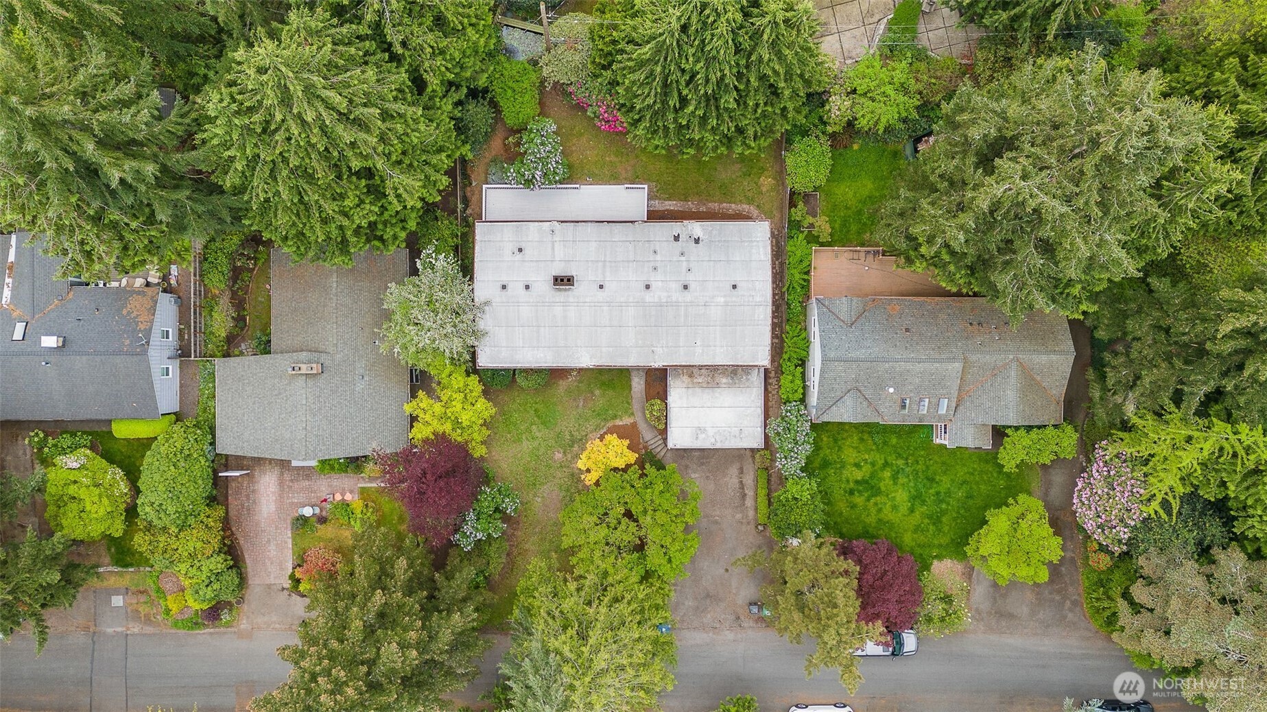 4225 NE 88th Street