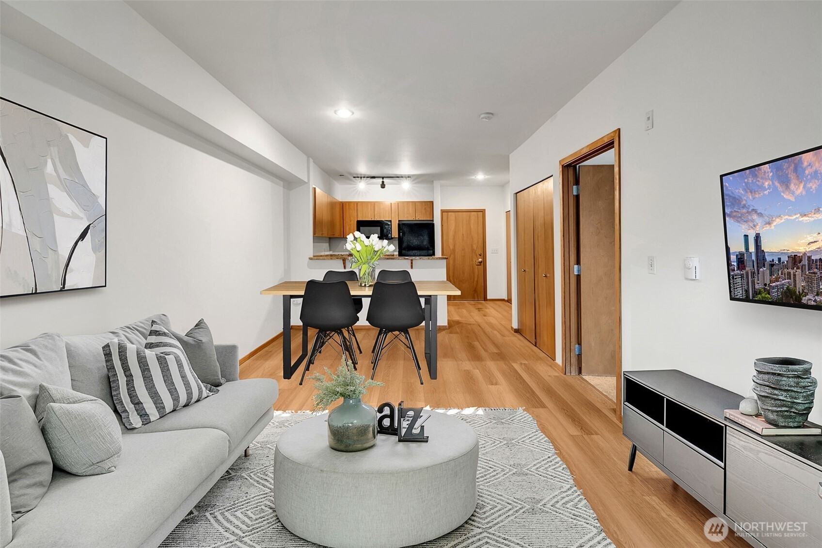 668 S Lane Street Unit: 311