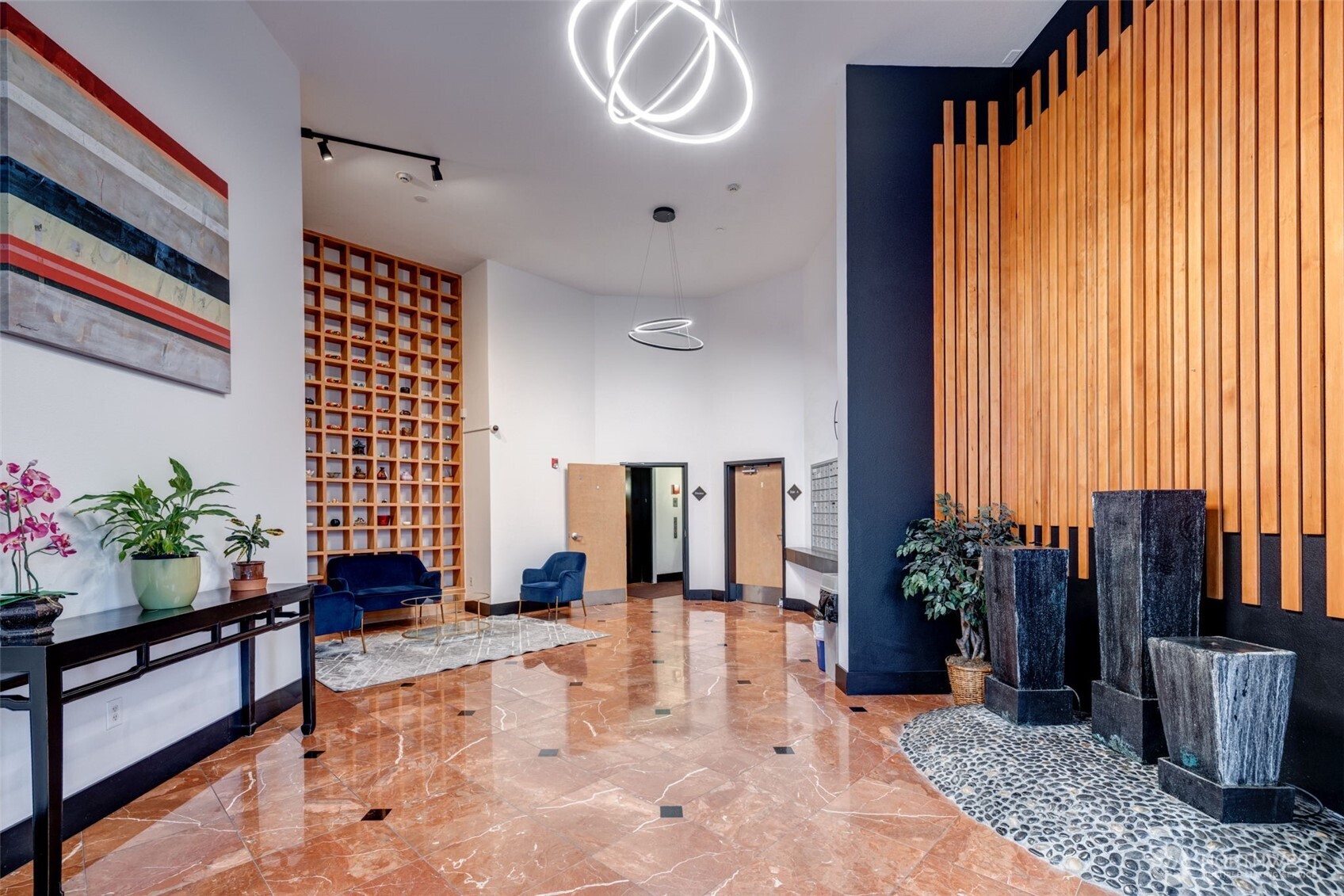 668 S Lane Street Unit: 311
