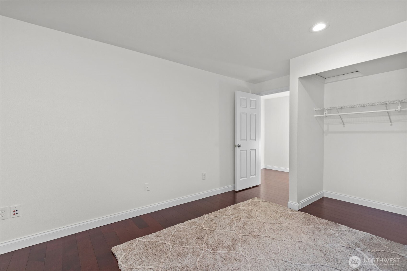 24301 SE 41st Place
