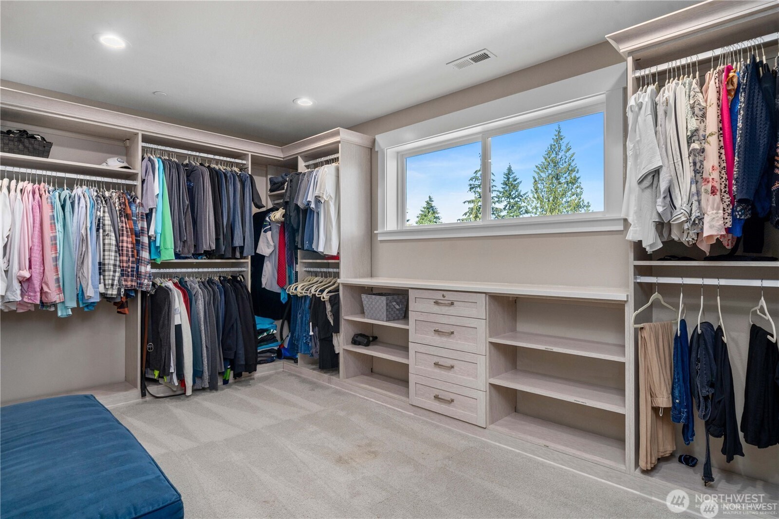 2396 Squak Mountain Loop SW