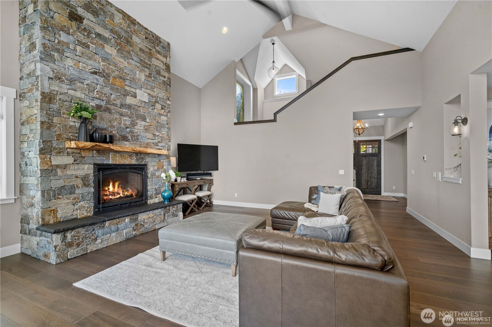 2396 Squak Mountain Loop SW