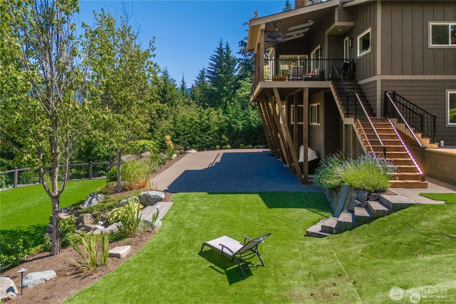 2396 Squak Mountain Loop SW