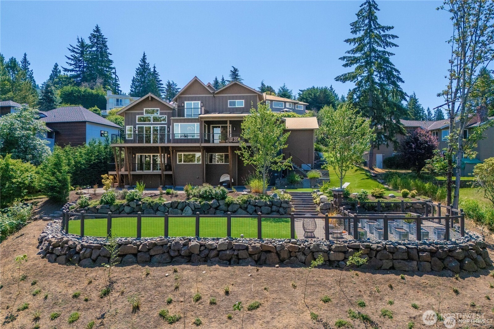 2396 Squak Mountain Loop SW