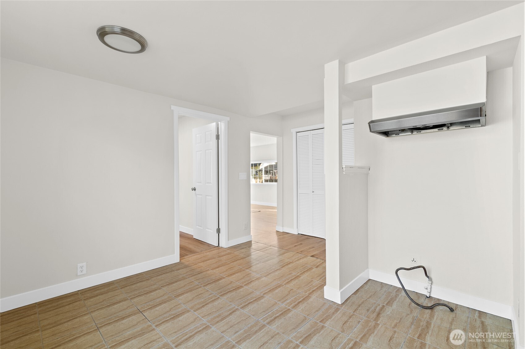 300 S Henderson Street