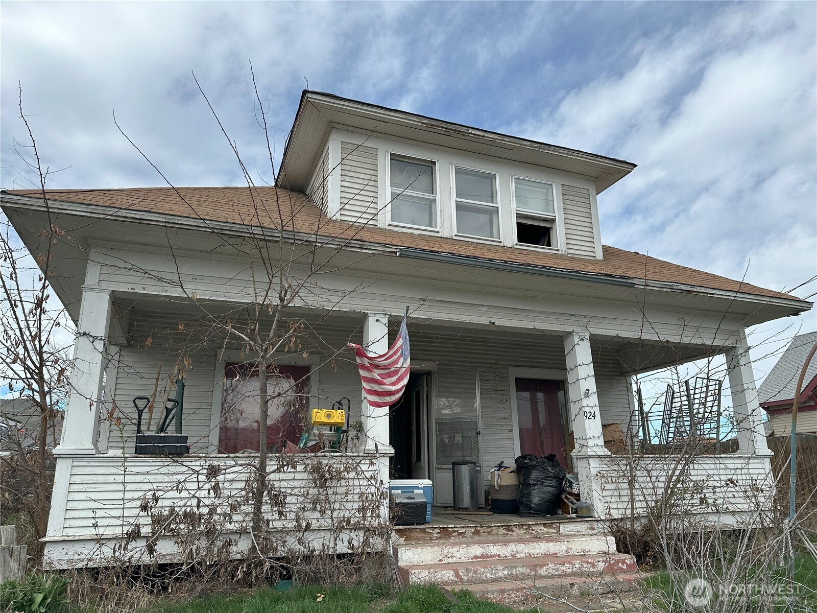924 Methow Street