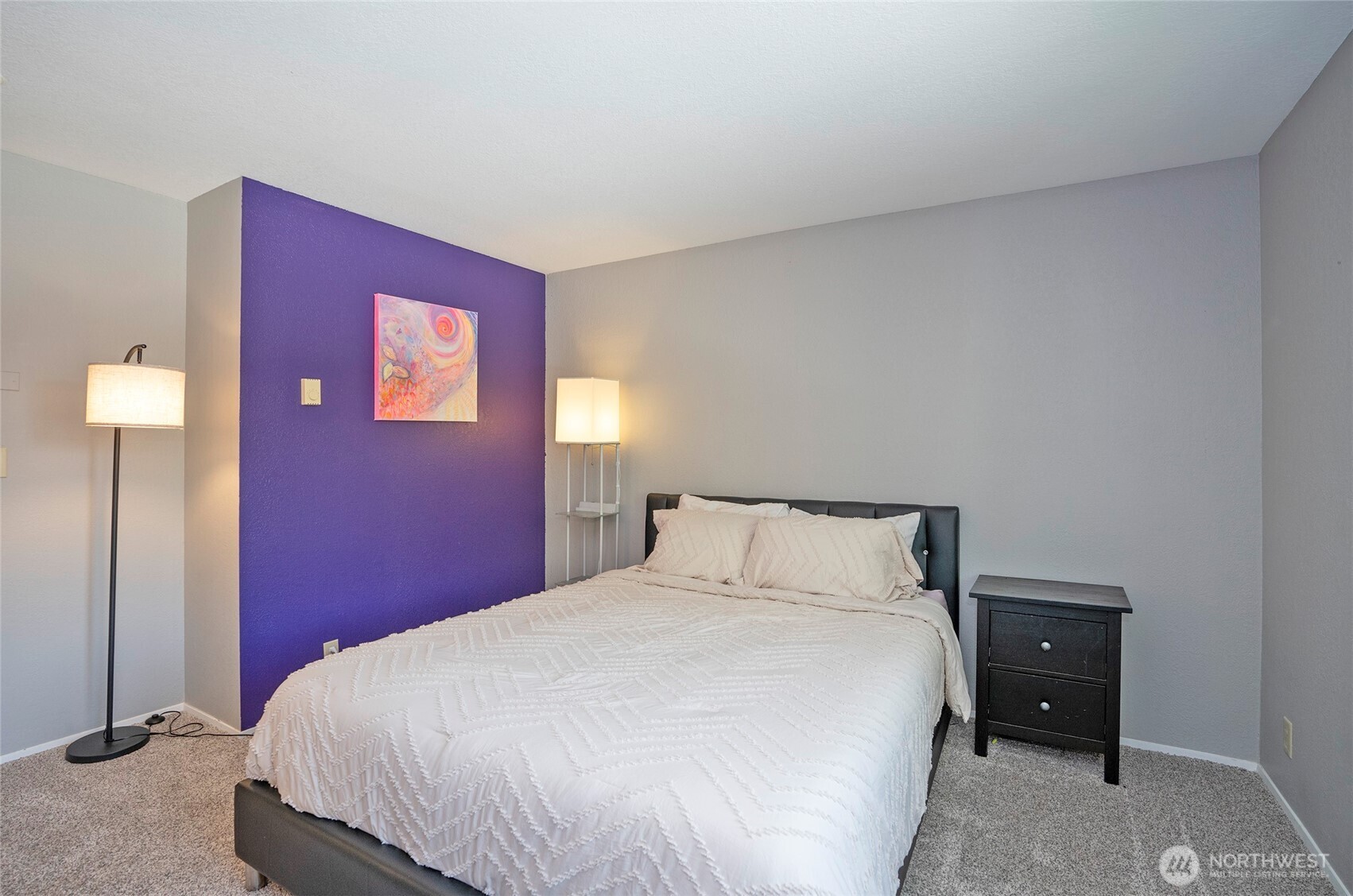 4231 NE 5th Street Unit: E201