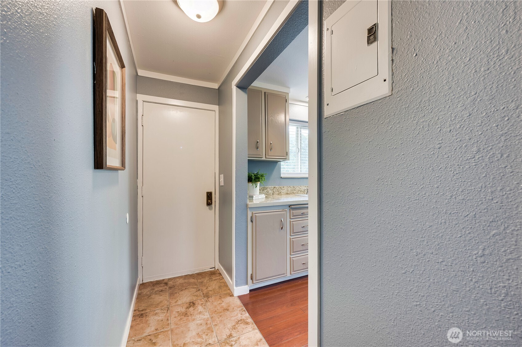 4511 Greenwood Avenue N Unit: 1