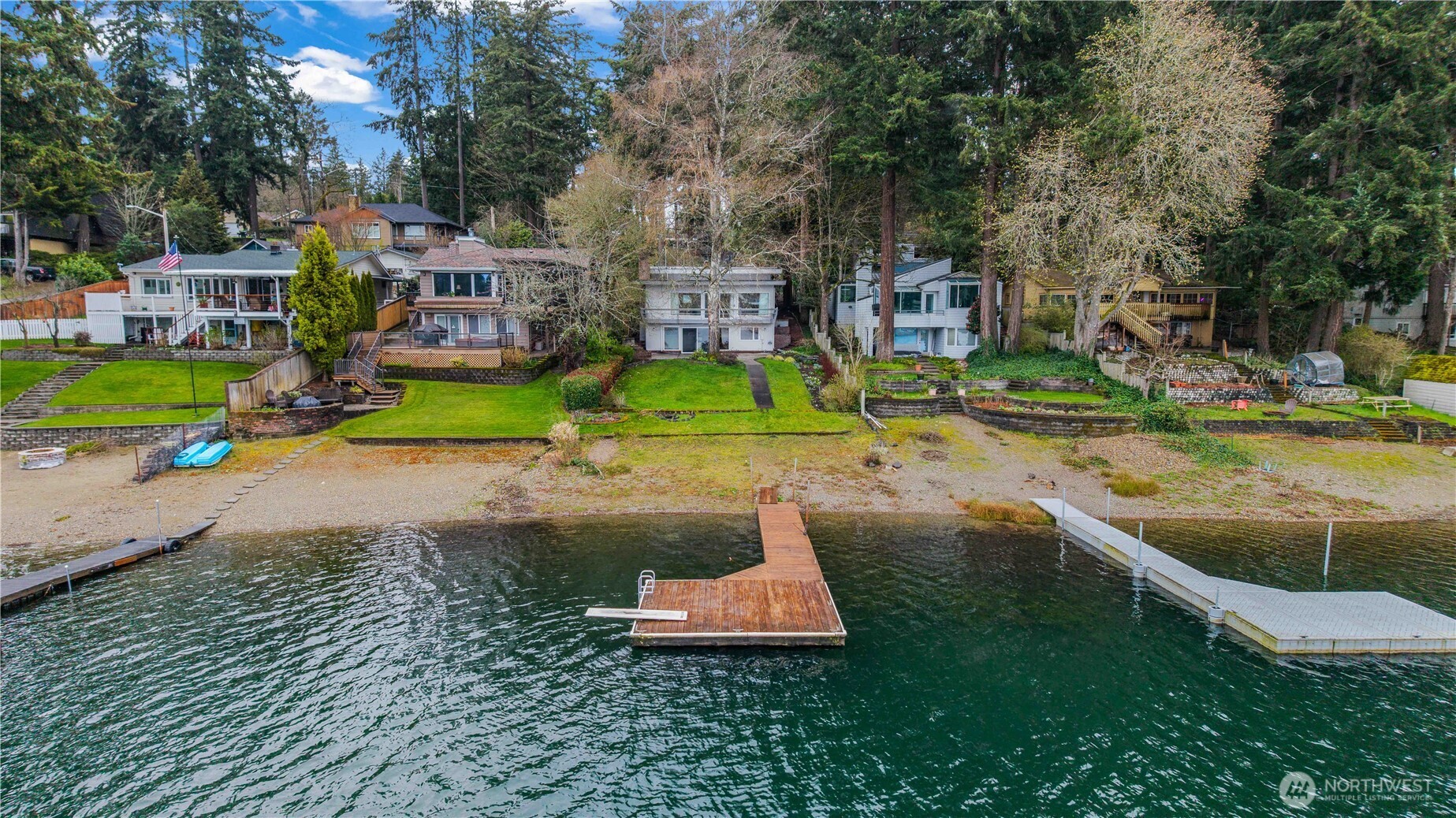 180 Lake Louise Drive SW